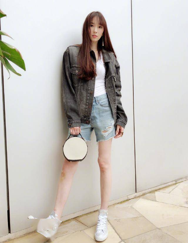 曾是李嘉诚旧居！吴佩慈男友纪晓波香港豪宅欠