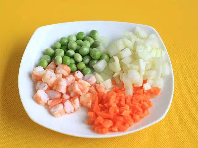 豌豆胡萝卜虾仁怎么做好吃 5bfe5636a3ad4656a1208c4fb59f38d7.jpeg