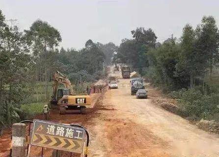 以6700多万中标了 横县平马至灵山沙坪公路的 (k0 000～k9 000段) 这