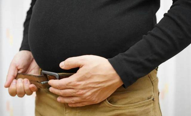 怎么才能控制自己不吃撑 9ecf50e65aa24464a55306df365fadea.jpeg