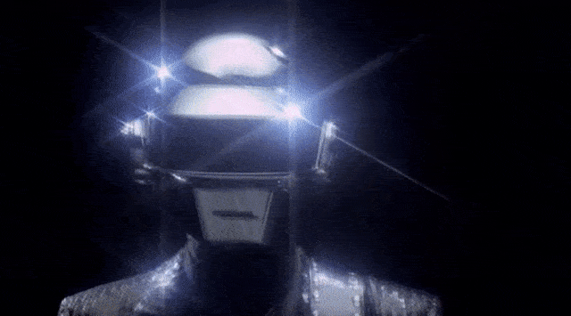 不得蹭个热度大家好,我们是法国电音组合daft punk——朋克今天不如