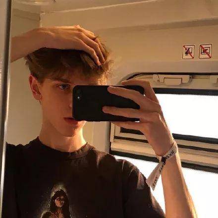 什么叫做剧终 fe5ac46992854f1785b6f8d6e6b49000.jpeg