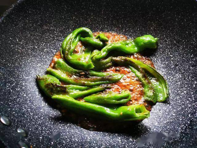 夏天做什么菜好下饭 3897e180504f45368999b08cd8d02bb2.jpeg