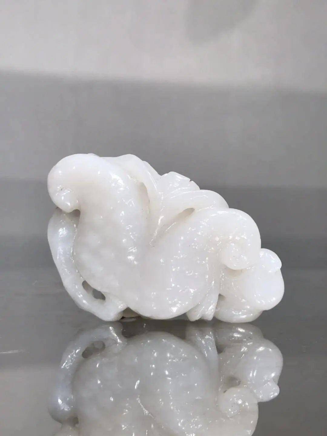用之美—-精雕细镂、和田美玉·几件玉质佳且雕工精美的玉器_白玉