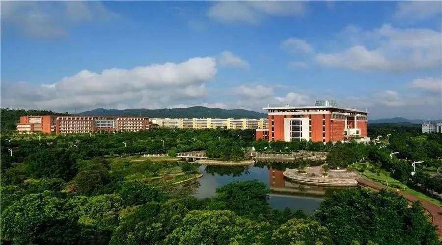 广州工商学院