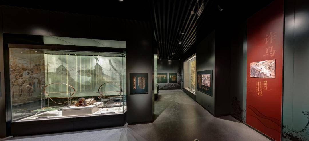 2019年度全国十大精品展:承德博物馆---"和合承德"清盛世民族团结展