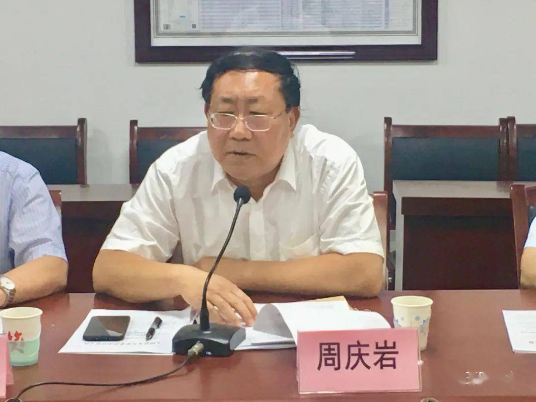 县人大常委会主任周庆岩,县委常委,常务副县长刘宏杰,县人大常委会副