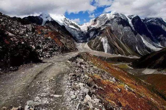 让世界遗忘的扎墨公路中国最艰险的公路