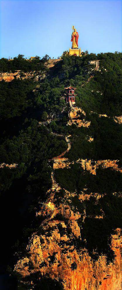 山西长治法显故里仙堂山