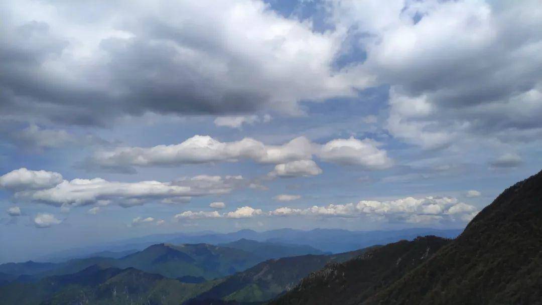 太白山人口_太白山风景图片(2)