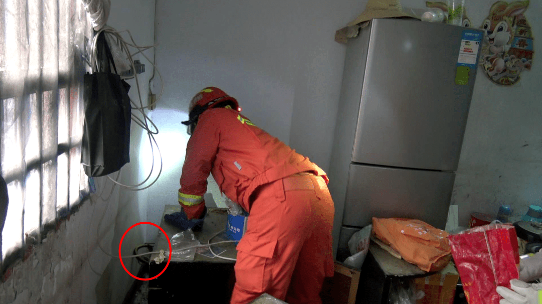 暗处的声响 587957787a8e4944b73d4c7831511c19.png