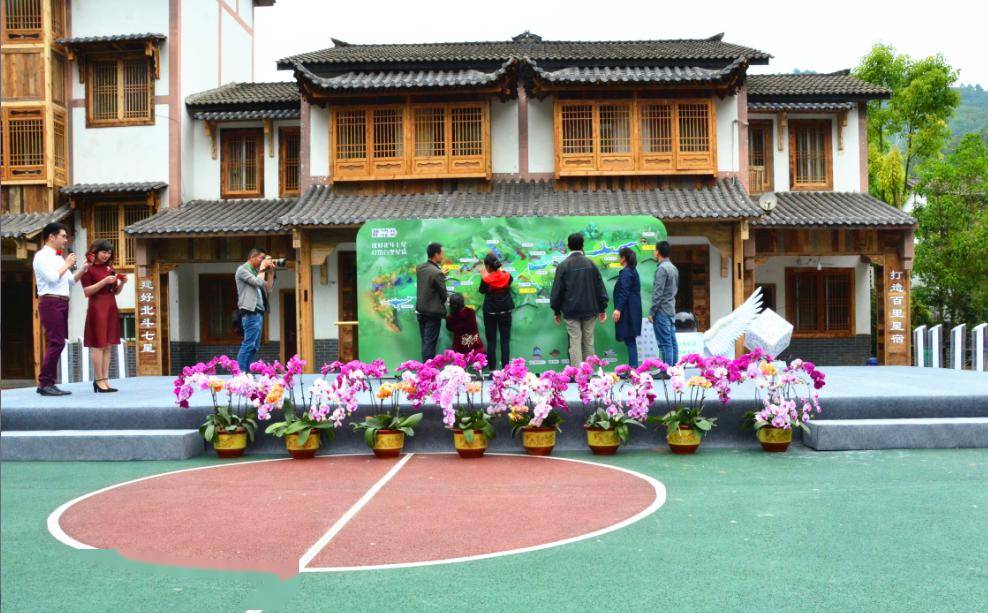 旅游地点拼图 8c90226d759c41c18f5bf237f6bf82f5.jpeg