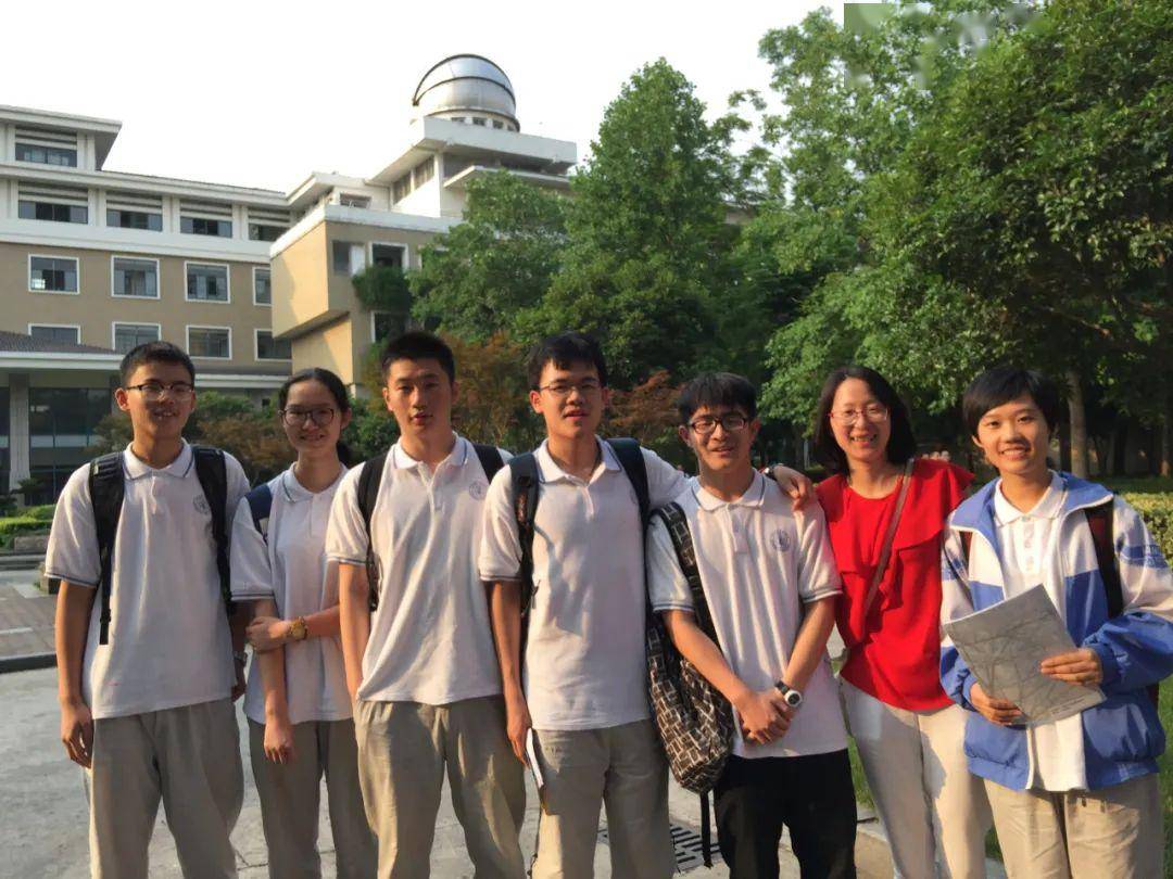 余丰|竟收到中科大的录取通知书！听了背后原因，网友：大写的服气！高二男生提前参加高考