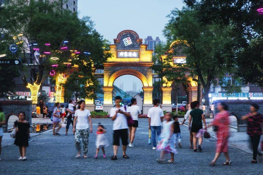 郡多少人口_城口多少人口(2)