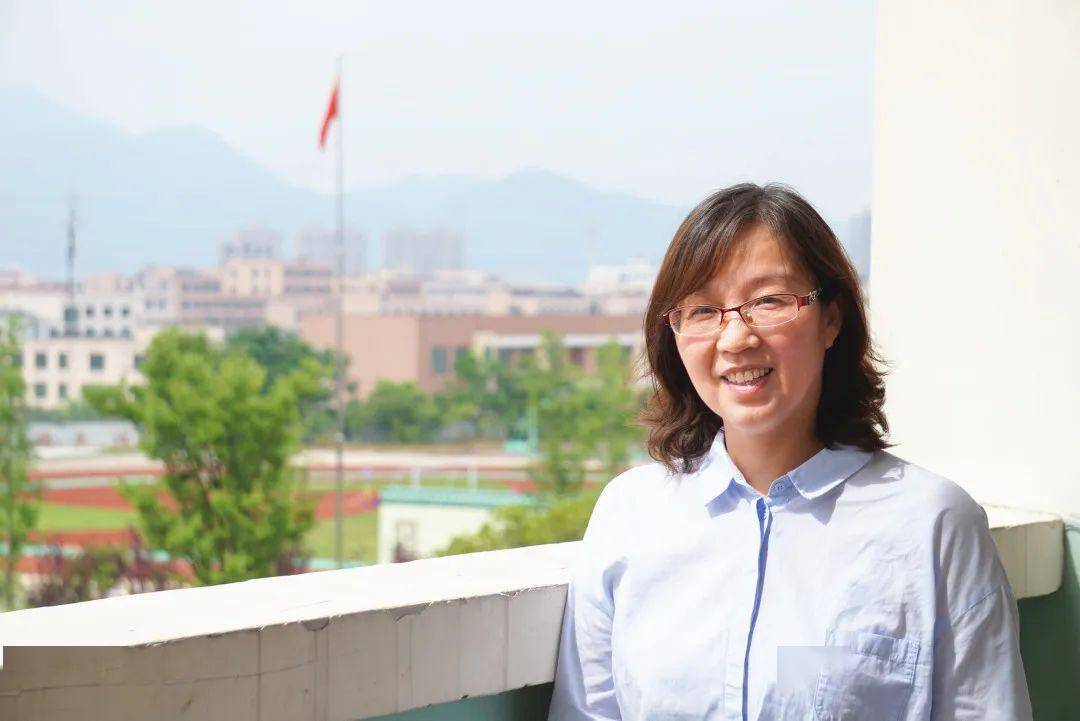 陪伴是最好的教育——浦江县"最美教师"黄巧芳