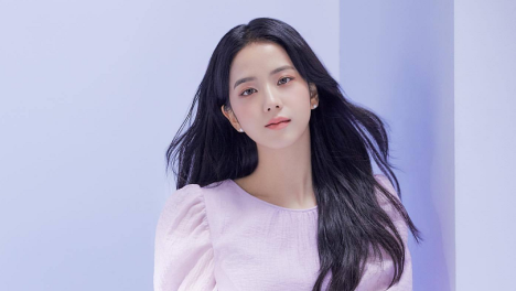 女星金智秀再次翻红，靠做公益挽回口碑，两次酒驾就这么算了？