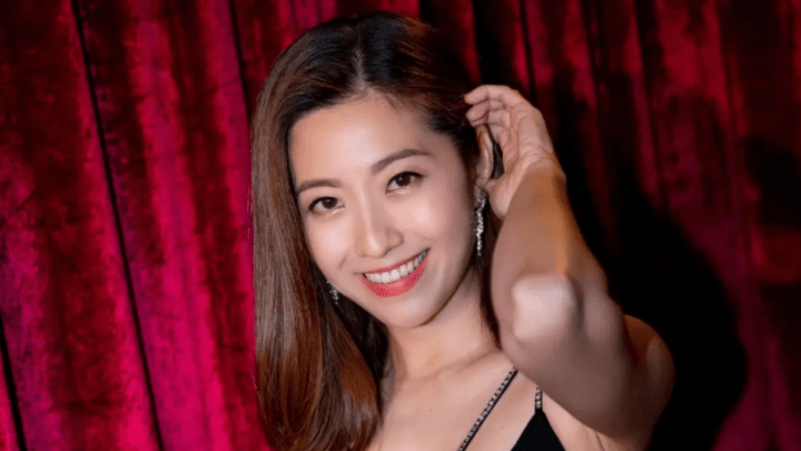 41岁陈自瑶身材突然变丰满,她是二次发育了吗?