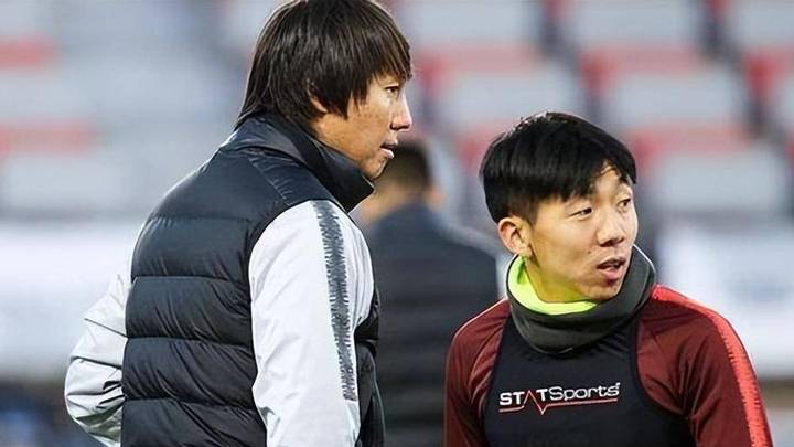 国足1-3越南疑似假球,中国很多球员不正常,是真的吗?