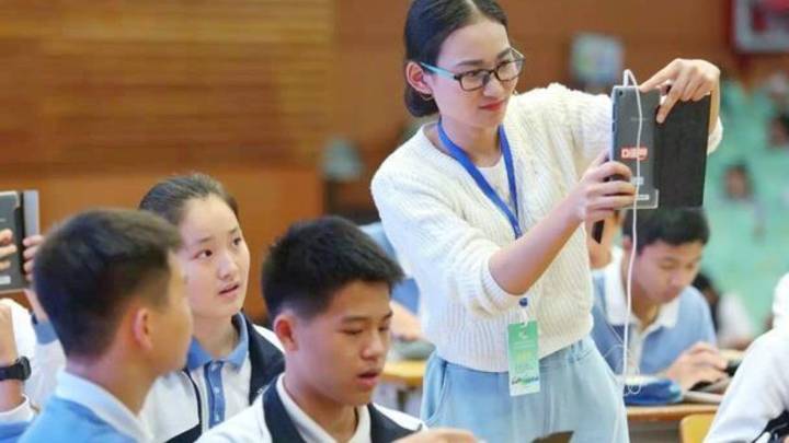 中小学教师荒逐渐成为趋势,一线教师破防了吗?