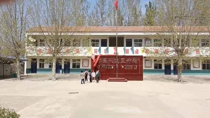 男子冒名顶替他人当教师30余年,你怎么看?