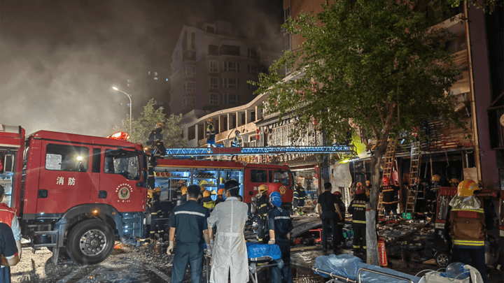 银川烧烤店爆炸事故已致多人死亡,应该全面禁止吃烧烤吗?