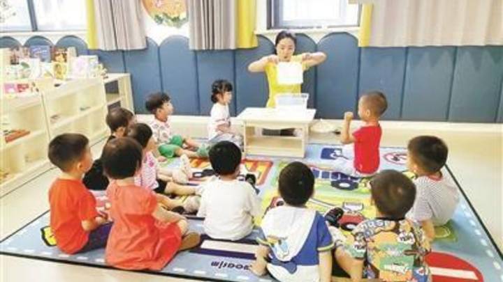 多地将向二孩、三孩家庭发放补助,不愿生育的青年会改变想法吗?