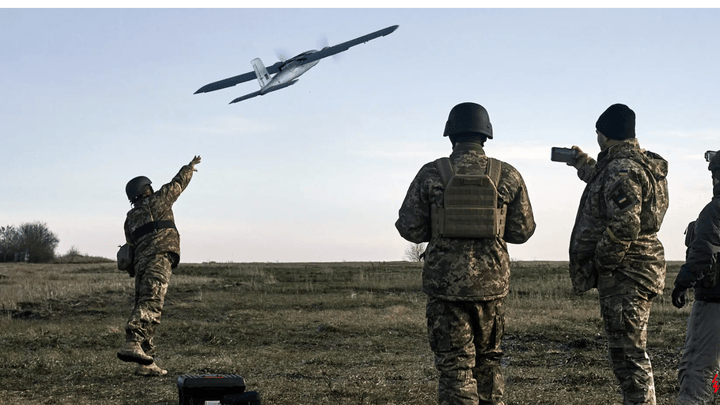 俄电子战系统让乌克兰月损1万架无人机,是真的吗?