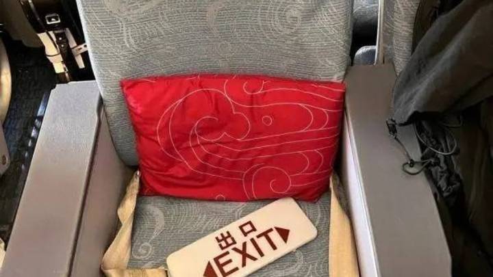 国航一航班突遇晴空颠簸,未来坐飞机会越来越颠簸吗?