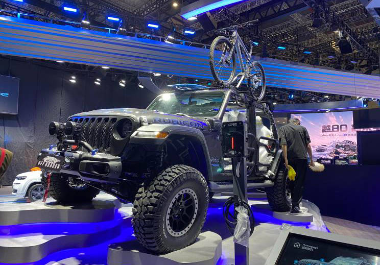 2021年上海车展,jeep牧马人4xe off-roader越野改装版概念车正式亮相.