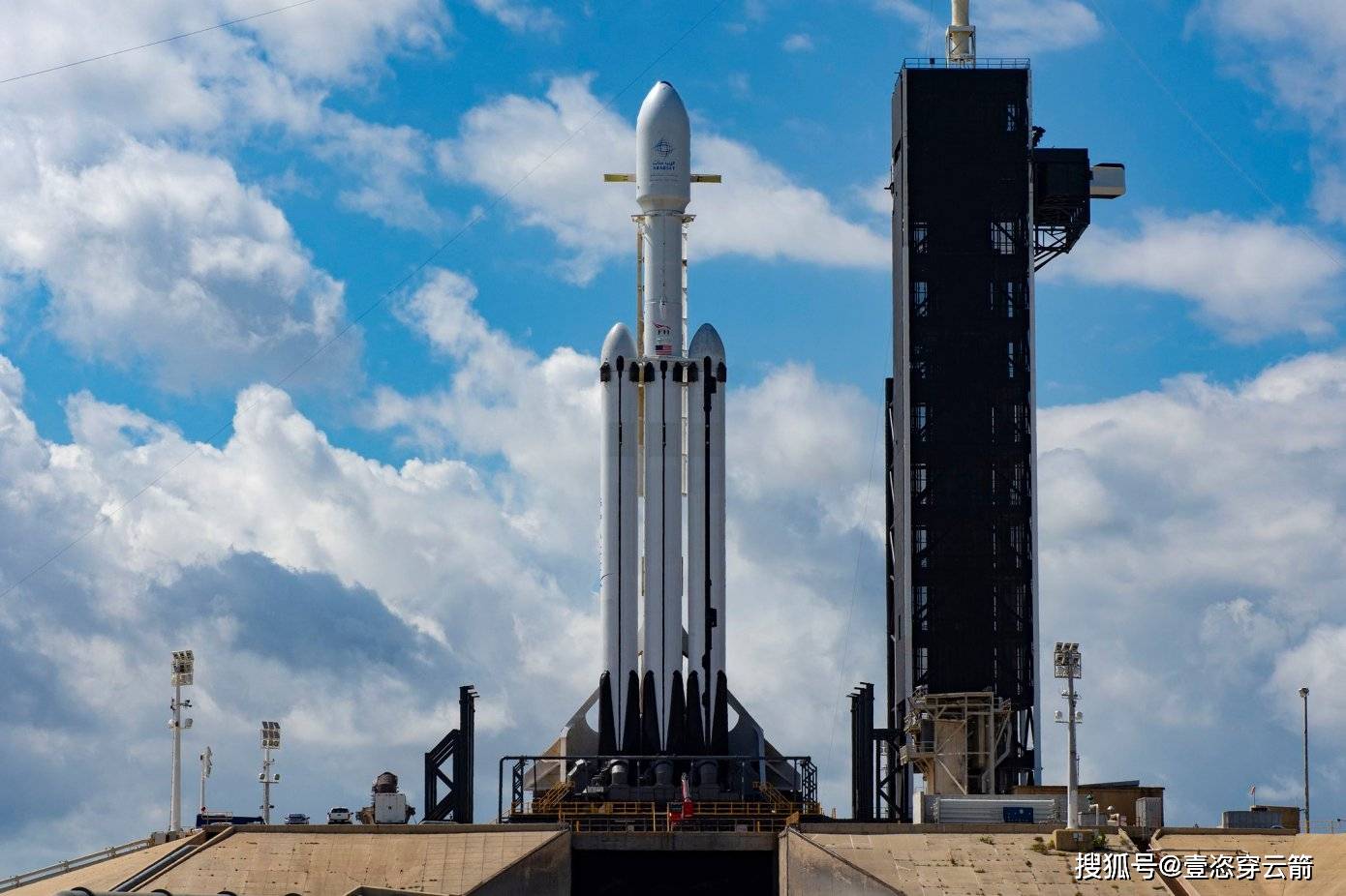 美太空部队叫停,spacex重型猎鹰火箭第4次发射,从7月