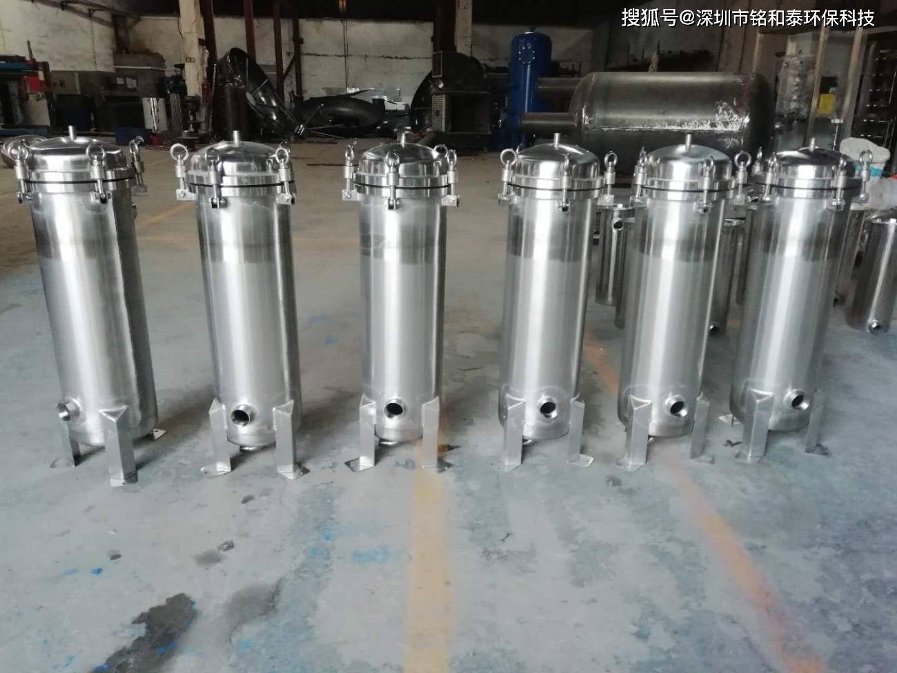 不钢袋式过滤器法兰ф450*810*3袋滤袋更换周期