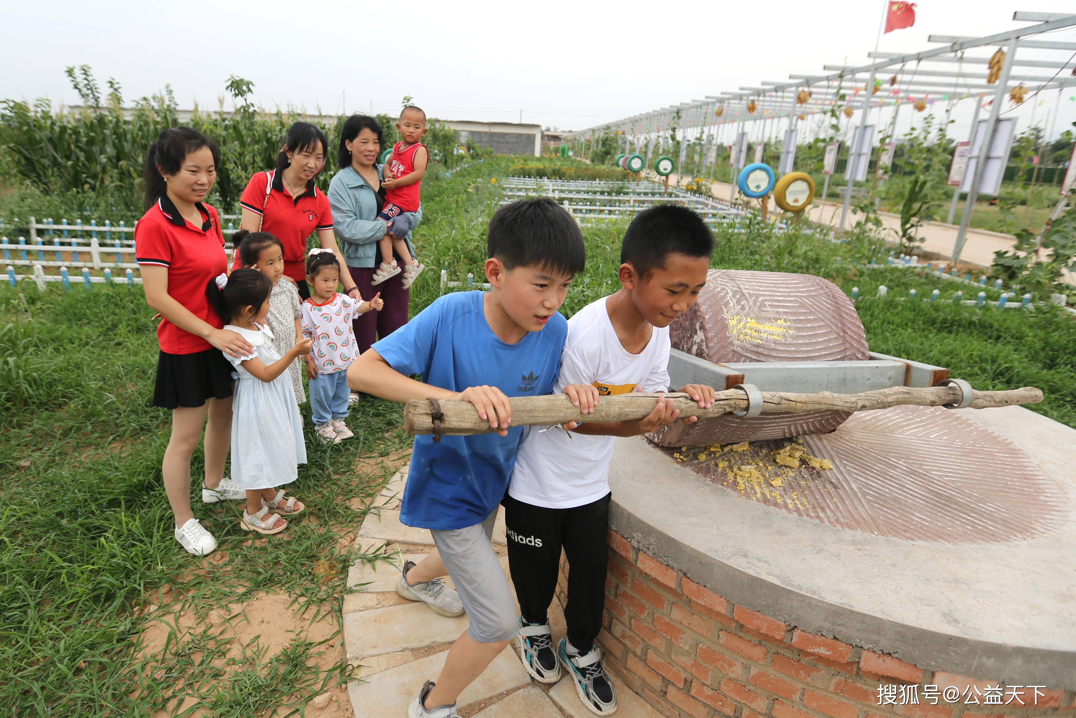 河南林州:体验农耕文化 丰富暑期生活