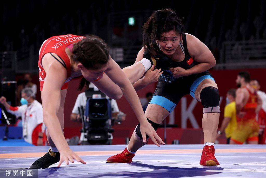 1/ 12 8月2日,东京奥运会,女子摔跤自由式76公斤复活赛,中国选手周倩