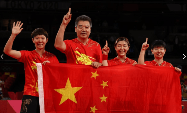 最终由 中国队3-0零封日本队,中国乒乓球女团又一次站上了奥运冠军的