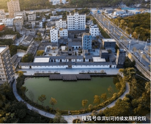 新桥世居位于深圳国际低碳城高桥村北侧的客家围村,属清代时期建筑