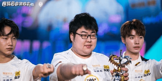 kpl狼队小胖再次道歉，并表示认真改正，或只是为首发做铺垫