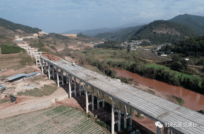 墨江至临沧高速公路(墨临高速)是连接云南天保至芒市,猴桥,串连云南6