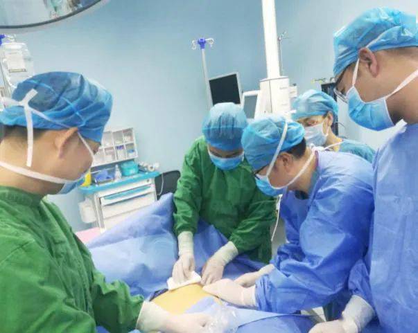 乳腺肿瘤医院排名_乳腺肿瘤图片(2)