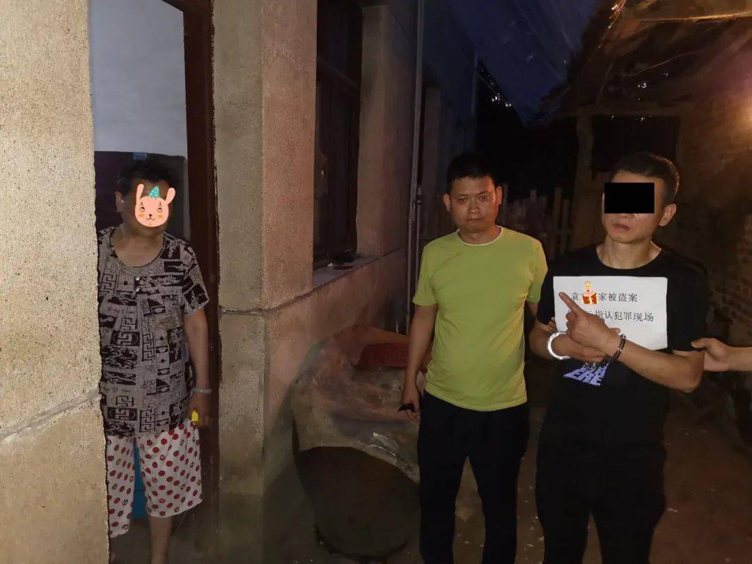 伸手必被捉出处 840cf63456ed47e2ac7089679e61bc5f.jpeg