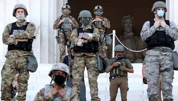 国民警卫队|全美骚乱第12天：首都市长加入抗议，白宫曾想部署上万美军平乱