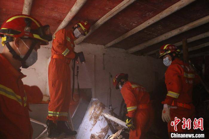 山体|广西河池山体滑坡 民房被压塌致1人遇难