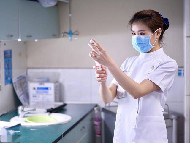 2020IM电竞 IM电竞app高考生：女生选择这9大专业就业率高待遇好很吃香(图4)