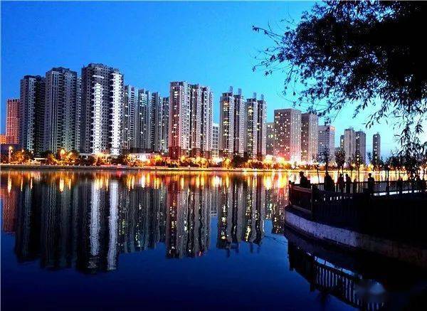 抚顺夜色如梦似幻超美组图动动小手快保存