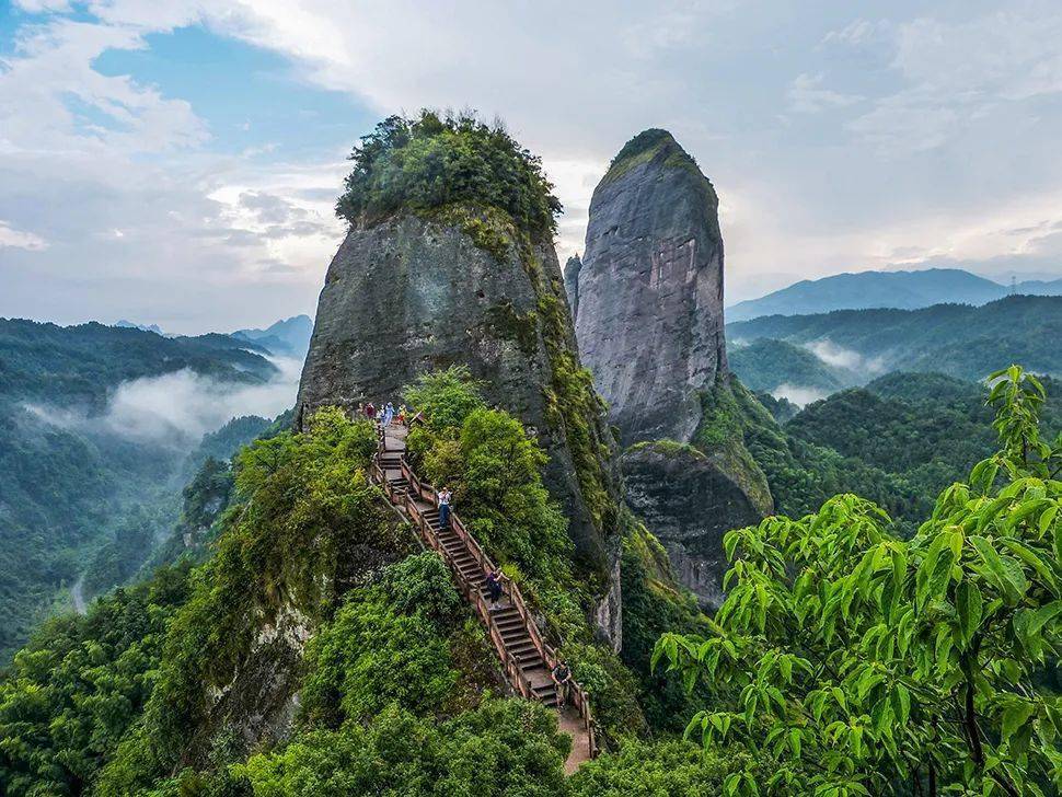 【7月招募】红瑶 "晒衣节" 民俗,龙脊梯田,南山牧场,崀山八角寨