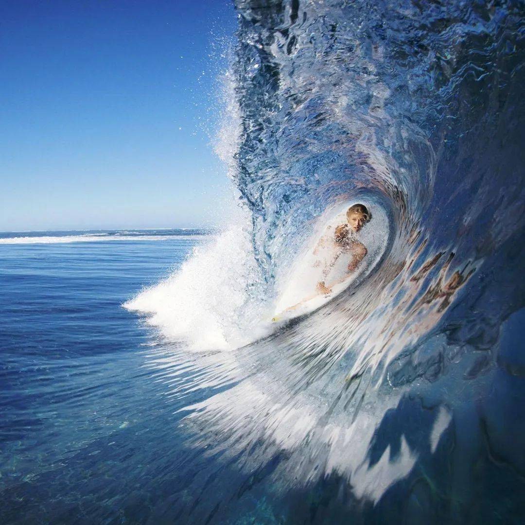 【体育周报】极限运动之冲浪