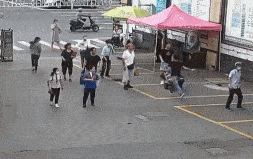 一招扫堂腿抓坏人的大伯找到了:广西柳州人