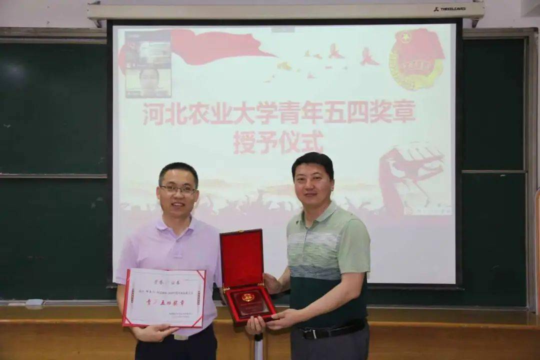 河北孟2020gdp_2020姓氏微信头像孟(3)