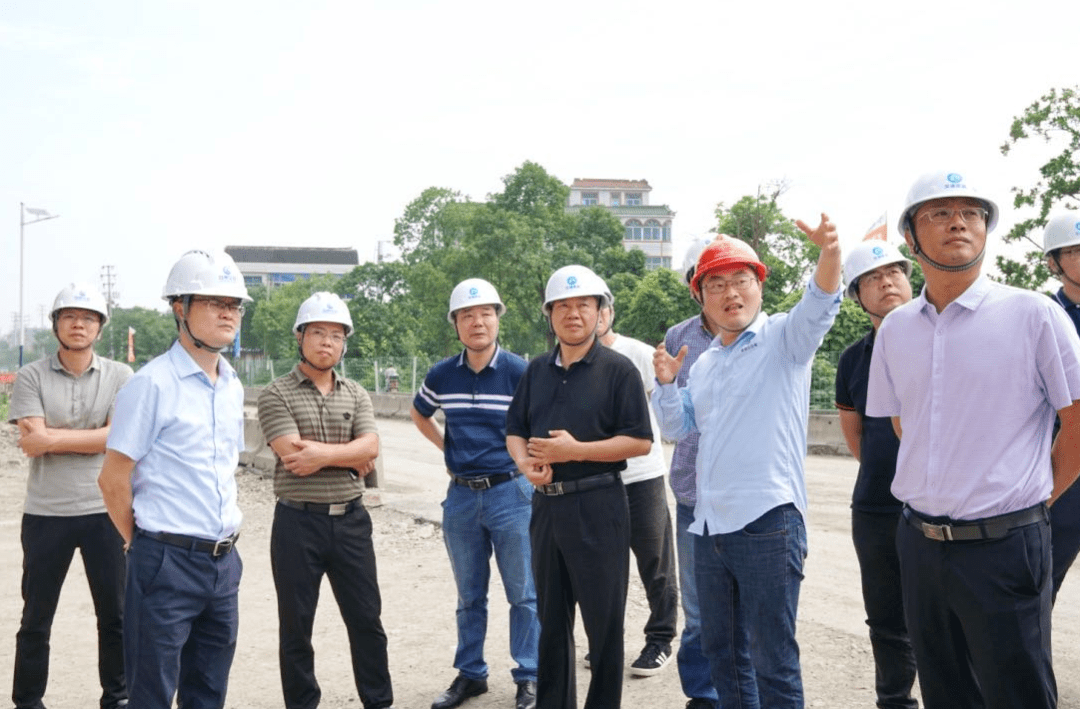 市交通运输局局长陆善福一行赴路泽太高架督查