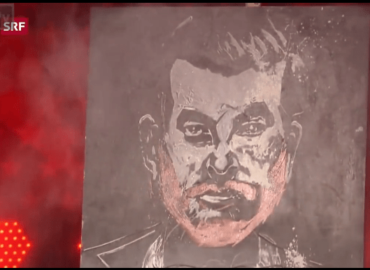 羞辱多少人:看你背包的样子,就知道你月薪低于8000