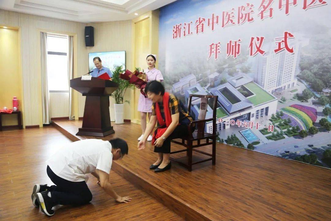 传道,授业,解惑——县中医院举行名中医传承拜师仪式